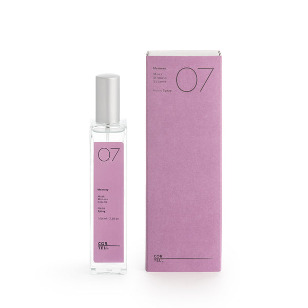 Ambientador Spray Cortell 07 Memory, sobre fondo blanco