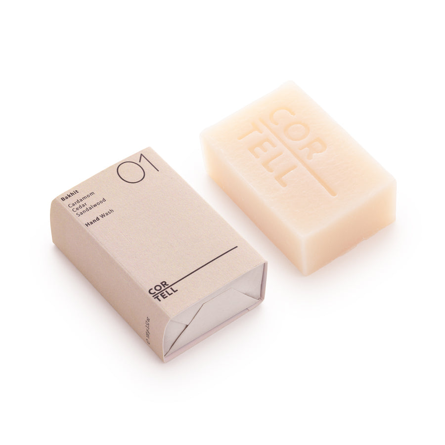Jabón Sólido Cortell 01 Bakhit, sobre fondo blanco
