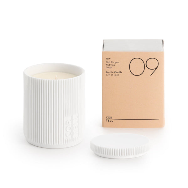 Vela aromática Cortell 09 Talvi de 230 g en porcelana, con tapa y estuche