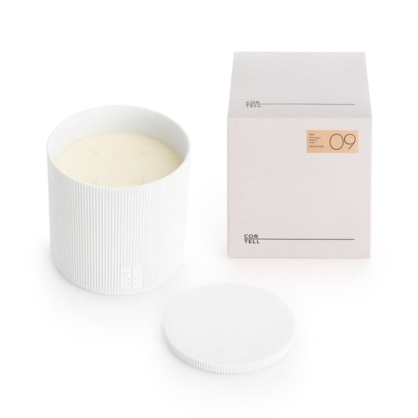 Vela aromática Cortell 09 Talvi de 1,5 kg en porcelana, con tapa y estuche